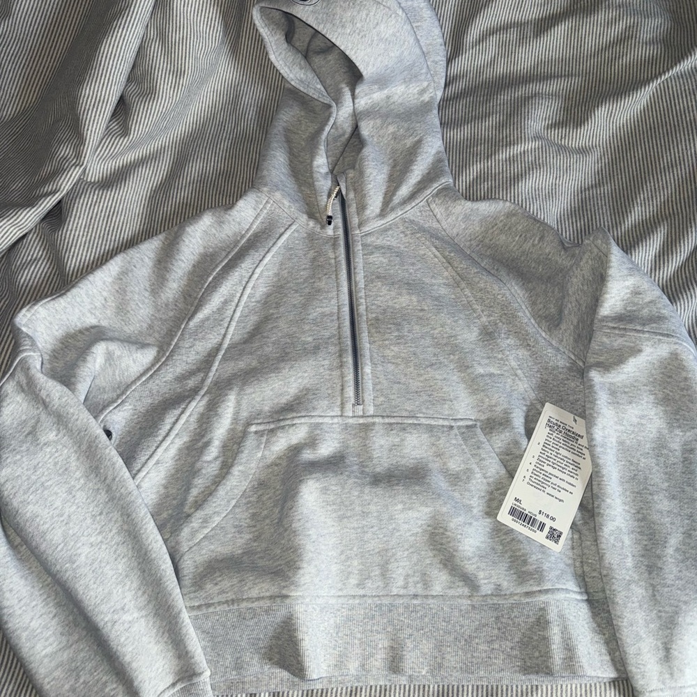 Lululemon Scuba oversized half zipped cropped